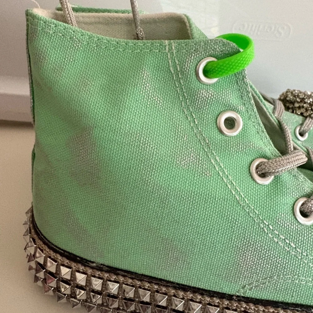 NWT NAN-KU Cruise Studded Hi Top Sneakers Size 39